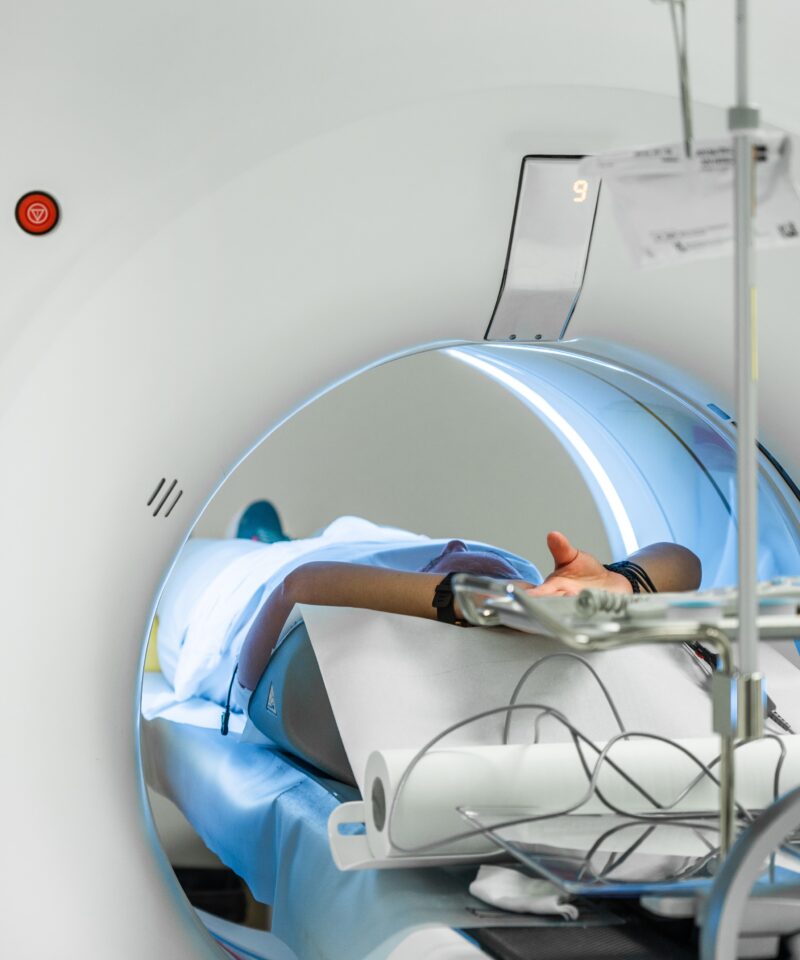Patient im CT bei der Durchführung einer CT/Angiografie