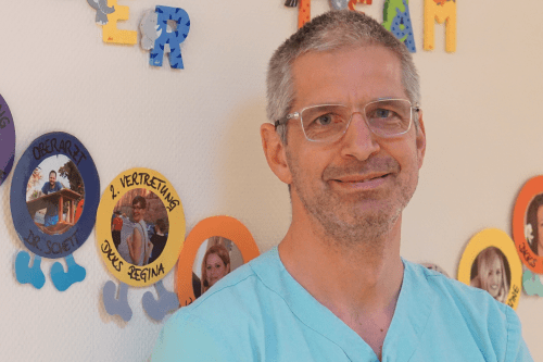 OA Mag. Dr. Veit Krösslhuber – Facharzt für Kinder- und Jugendheilkunde