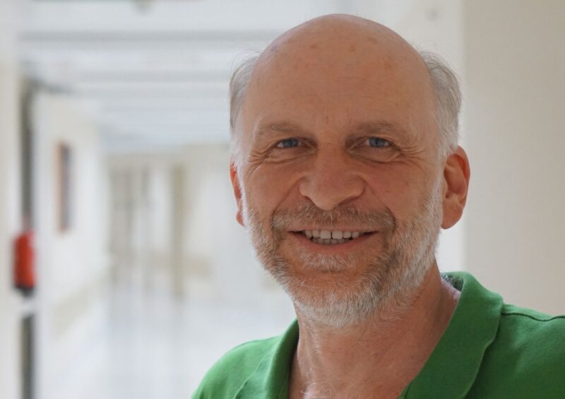 Dr. Clemens Skrabal, MPH – Medizin und Leitung